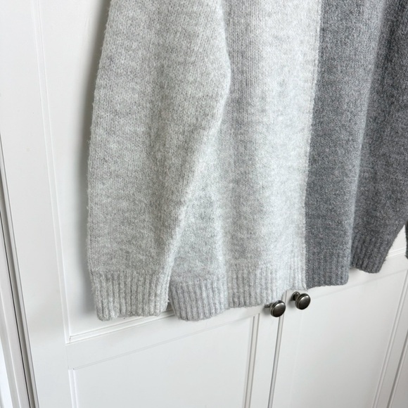Pinch Split Colorblock Sweater in Grey Multi Sz Small Academia - Picture 12 of 13